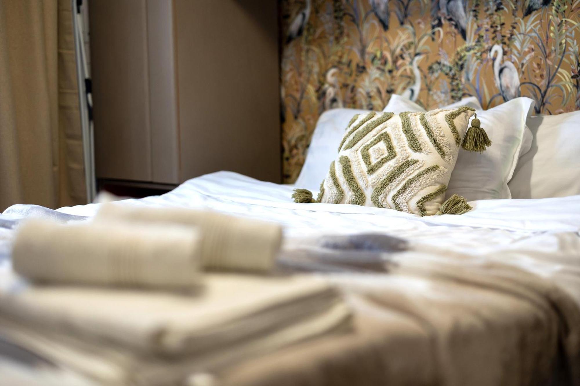 Cozy Studio Retreat - Quiet, Premium Stay Temesvár Kültér fotó