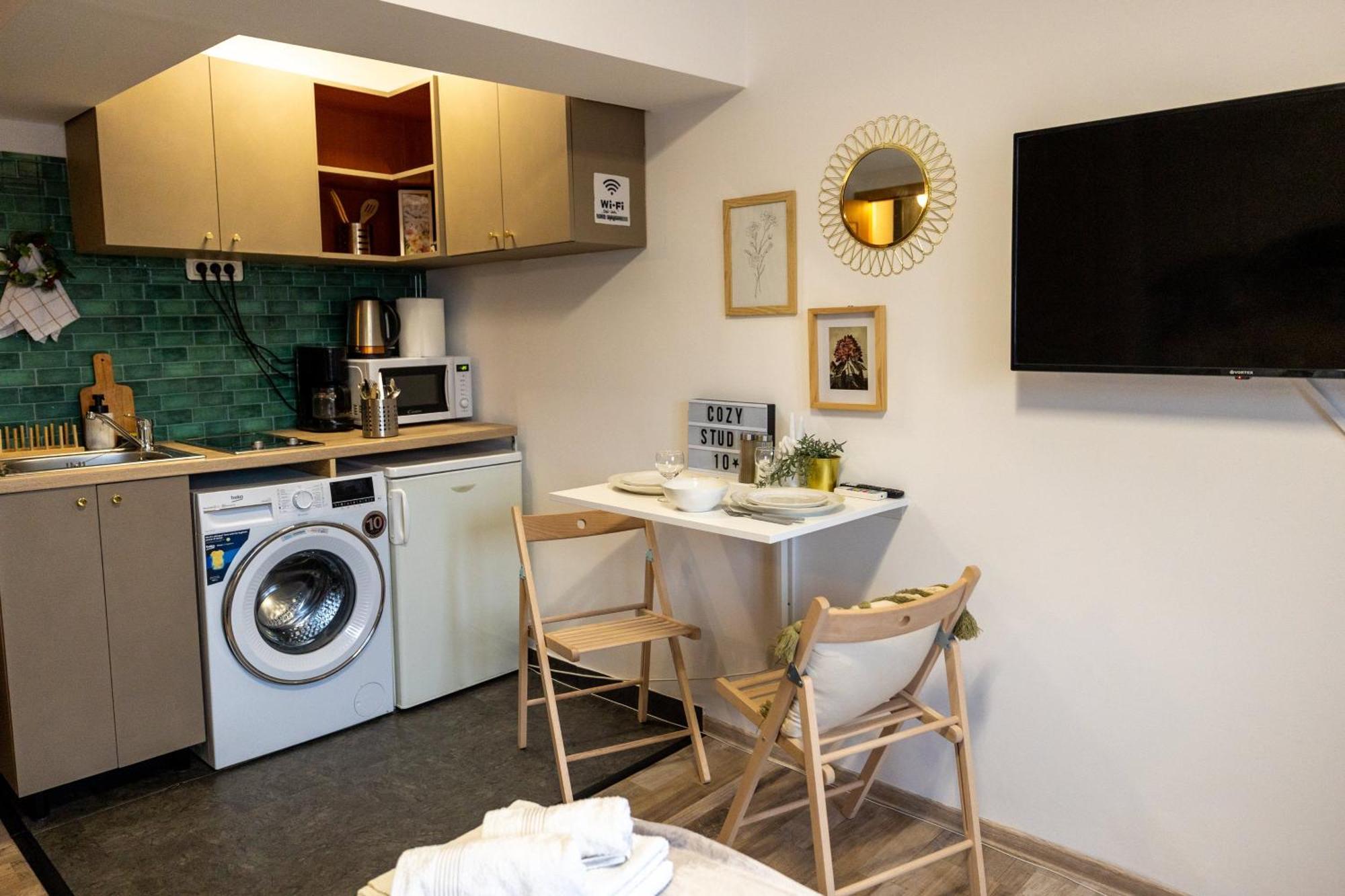 Cozy Studio Retreat - Quiet, Premium Stay Temesvár Kültér fotó