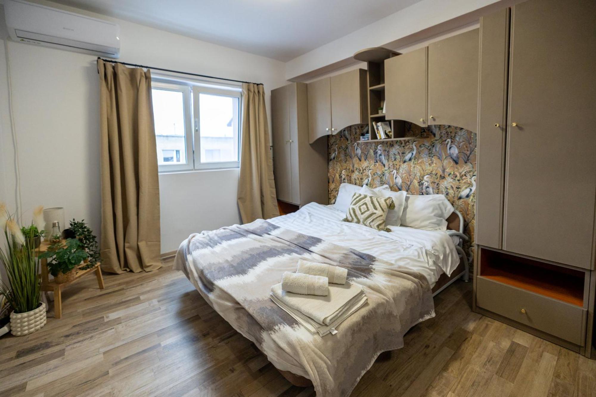 Cozy Studio Retreat - Quiet, Premium Stay Temesvár Kültér fotó