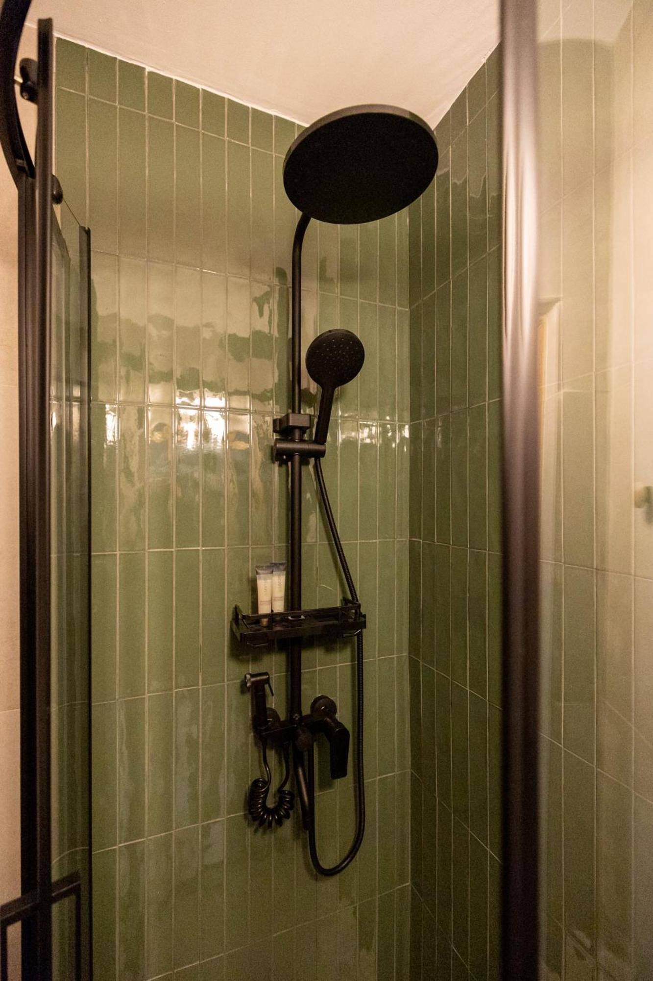 Cozy Studio Retreat - Quiet, Premium Stay Temesvár Kültér fotó